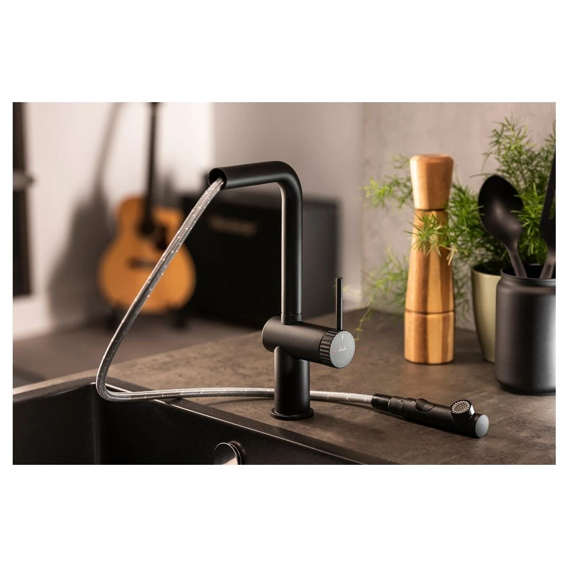 Abode Fraction Pull-Out Kitchen Mixer Tap Matt Black 6 Abode Fraction Pull-Out Kitchen Mixer Tap Matt Black - Image 4